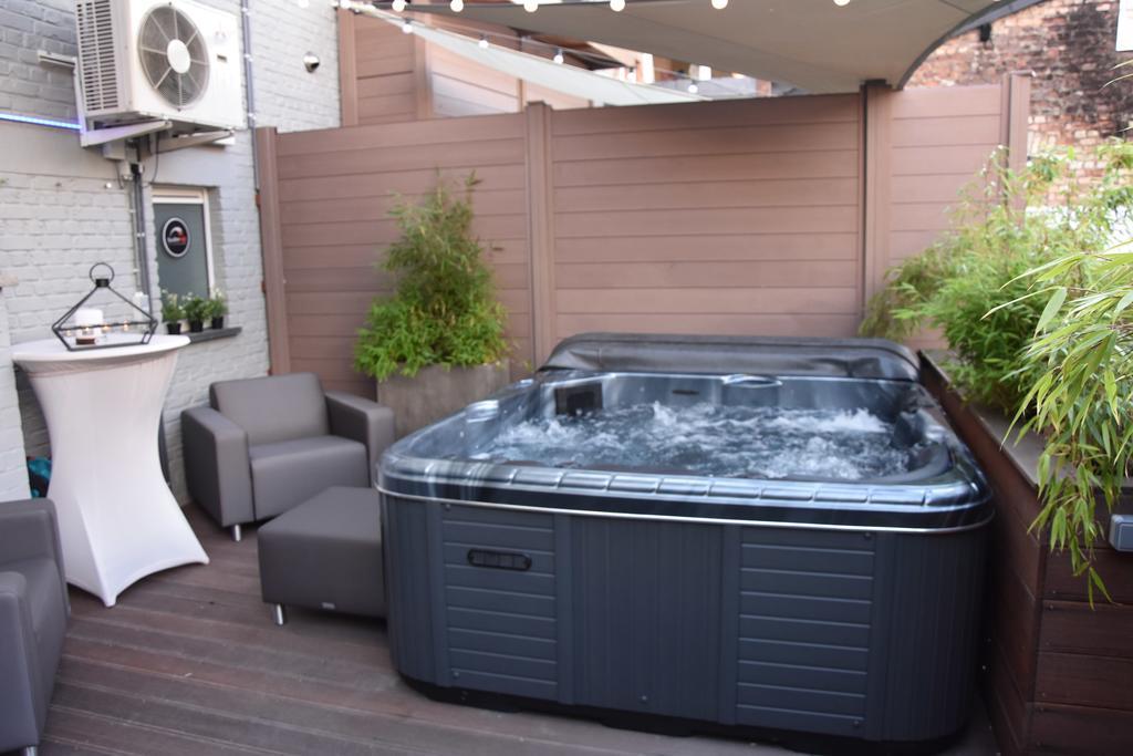 Suite 40 Jacuzzi & Sauna By Malmedreams مالميدي المظهر الخارجي الصورة